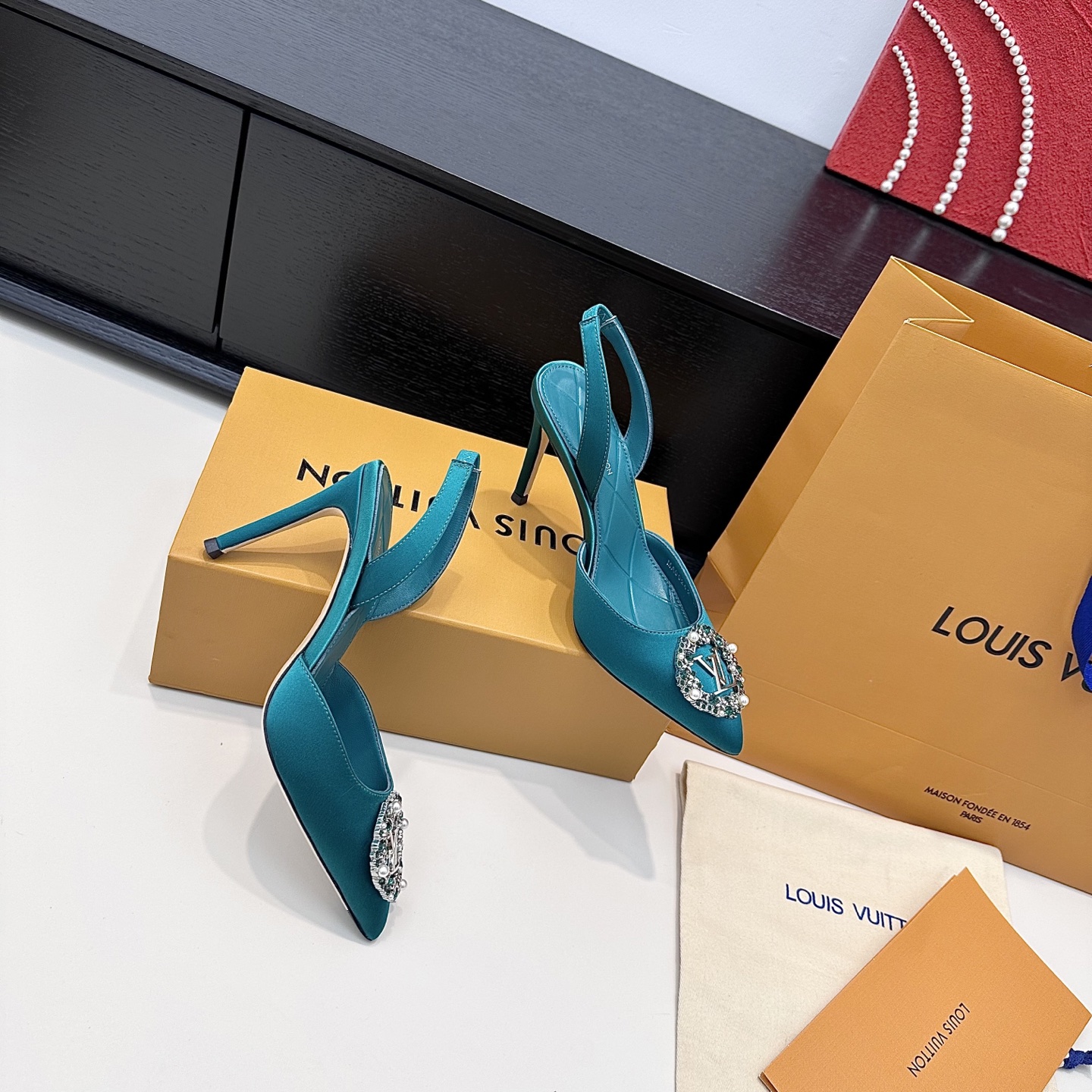 Women's high heels